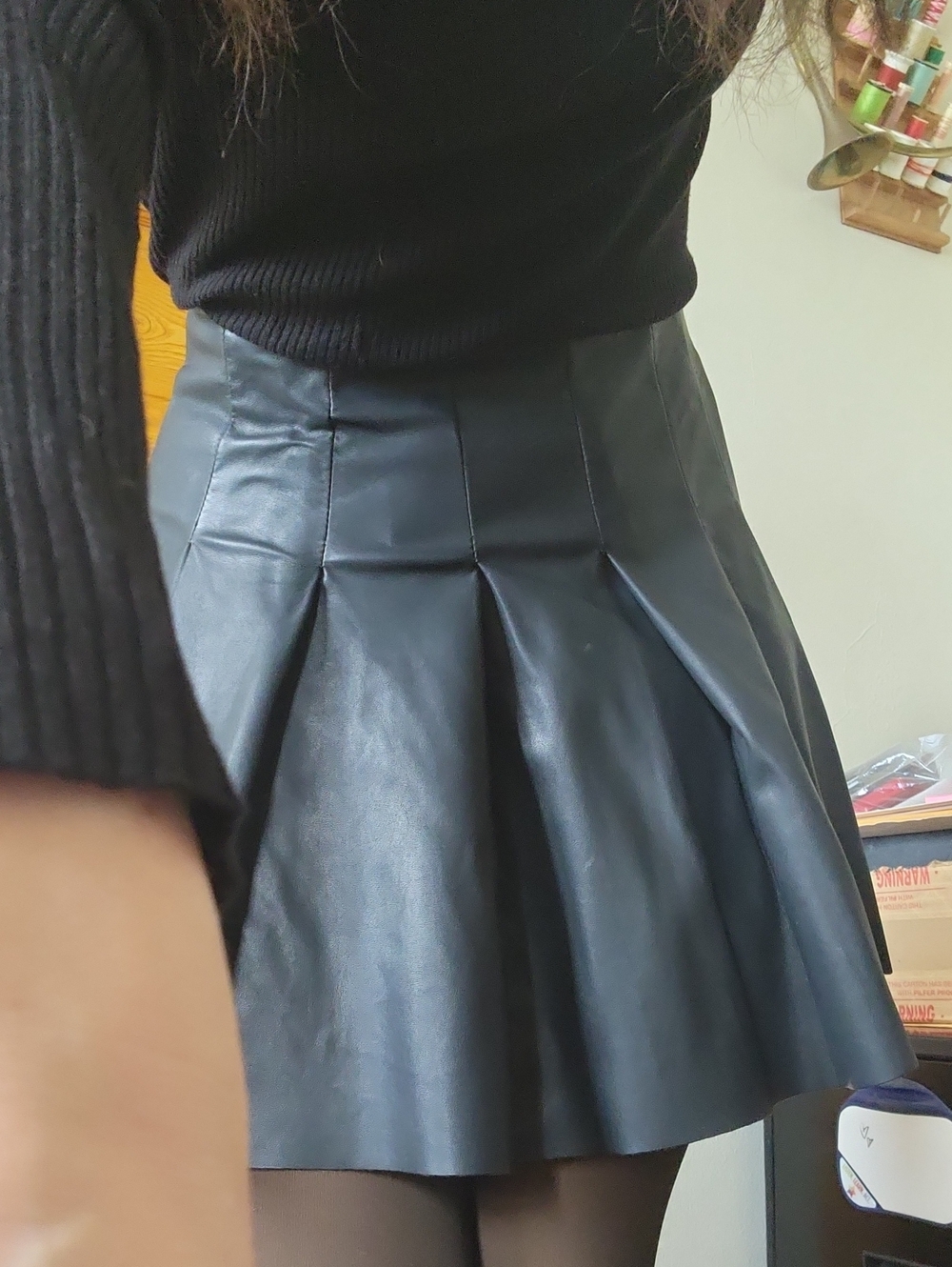 NWT BB Dakota Black Faux Leather Pleated Skirt